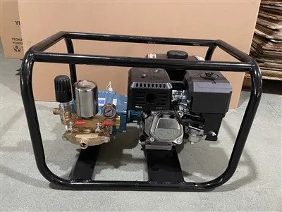 مضخة رش زراعية معدنية